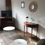 Holiday home Entre Verre Et *