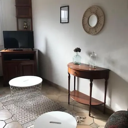 Tatil Evi Entre Verre Et *